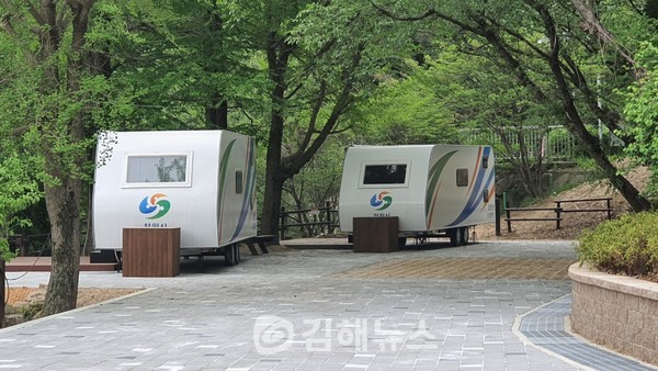 창원 달천공원오토캠핑장.