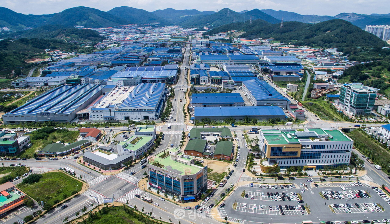 올해 1분기 김해지역 수출액이 7.9억 달러로 두자릿수 증가세를 보였다.