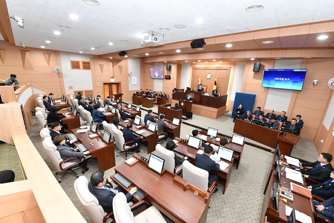 김해시의회 제259회 임시회가 8일 폐회했다. 